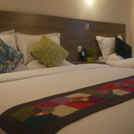 Revive House Hotel Guangzhou Shang Xia Jiu Extérieur photo
